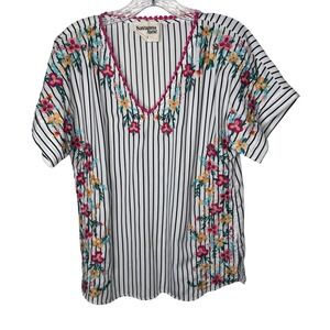 Savanna Jane Embroidered Striped Top Women's Size S V-Neck Pink Trim